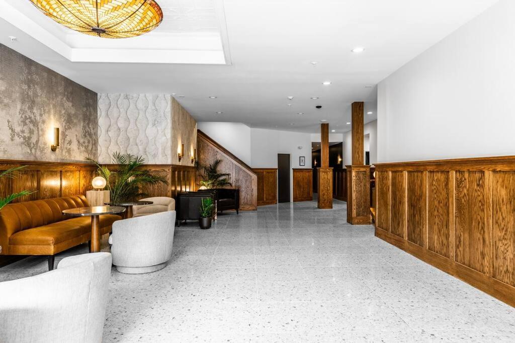 The Phenix Historic Dtwn Hotel, King Bed, Room # 309 Bangor Dış mekan fotoğraf